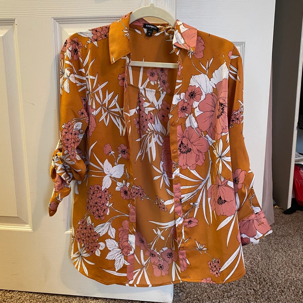 Button up floral blouse